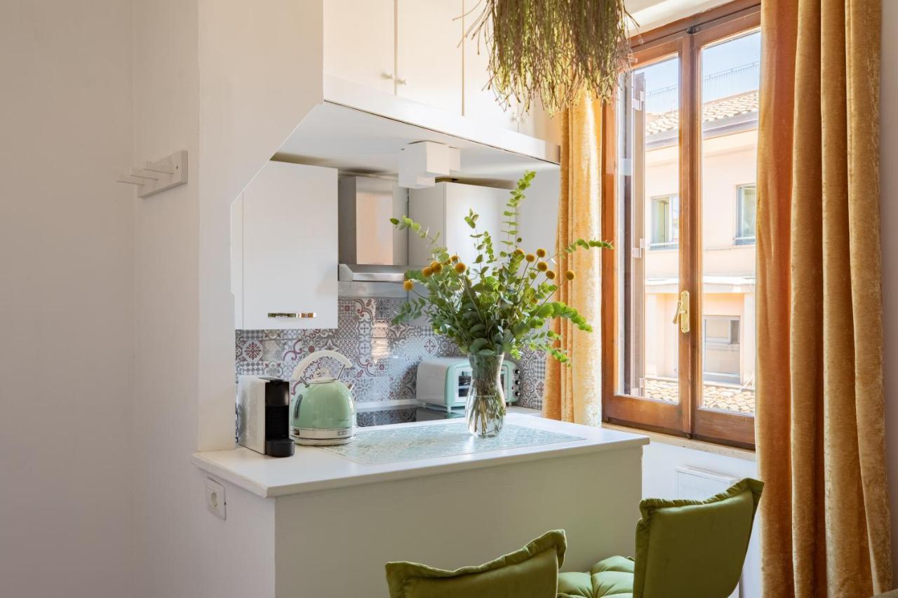 Iflat Cozy A Few Steps From Colosseo Apartment *